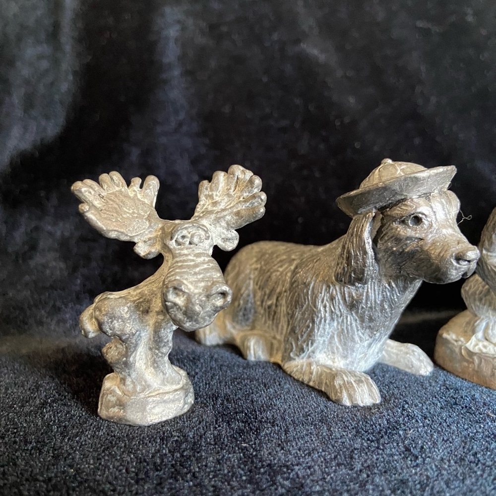 Lot of 5 Michael Ricker Pewter Sculpture Animals Moose Cat Dog Lion Squirrel - Picture 2 of 11